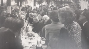 Dìa final del turno de Zumerland, 1960. Reencuentro con las familias.