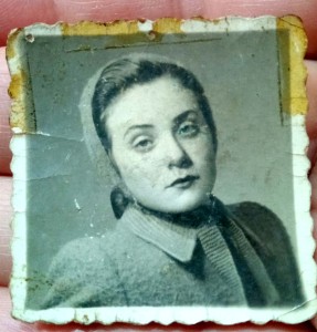 Catalina "Guite" Kovensky de Kessler (14 de abril de 1929, Tucumán - 20 de junio de 2015, Santa Fe).